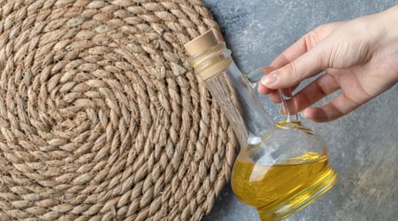 Kətan yağının sağlamlığa faydaları və düzgün istifadə qaydası - Kimlərə OLMAZ