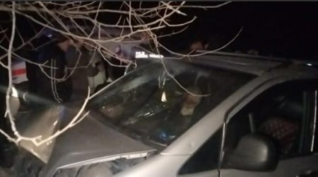 Oğuzda mikroavtobus qəzaya uğradı - Ölən və yaralılar var -FOTO