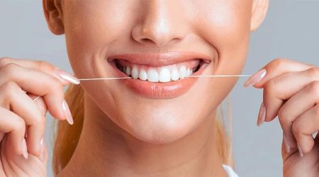 Dişləri təbii üsullarla necə ağartmalı?