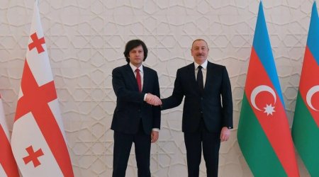 Gürcüstanın Baş naziri Prezident İlham Əliyevi TƏBRİK ETDİ