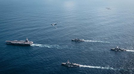 ABŞ Sakit okeanda narkotik daşıyan gəmini vurdu