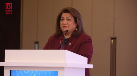 Hicran Hüseynova: &ldquo;Qadına bərabər münasibətin təməlini islam dini qoyub&rdquo;