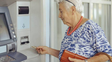 ŞAD XƏBƏR: Pensiyaçılar bu sosial xidmətdən pulsuz yararlanır, əks halda 200 manat ödəyəcəkdilər