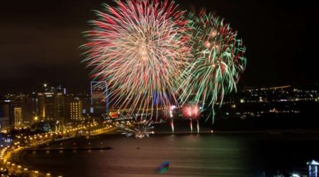 Bulvarda bayram ATƏŞFƏŞANLIĞI &ndash; VİDEO