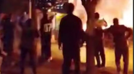 İranda qan su yerinə AXIR &ndash; Polis İdarəsinə OD vuruldu, 15 yaşlı yeniyetmə ÖLDÜRÜLDÜ &ndash; VİDEO 