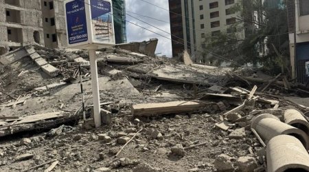 Keniyada çoxmərtəbəli bina UÇUB - Dağıntılar altında qalanlar var