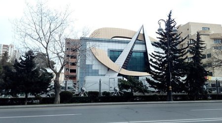 Tanınmış aparıcı "Space TV"dən getdi - FOTO