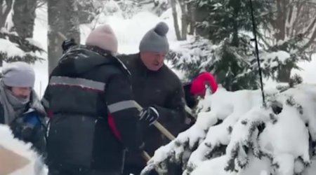 Qartəmizləmə işlərinə Lukaşenko da qatıldı &ndash; VİDEO