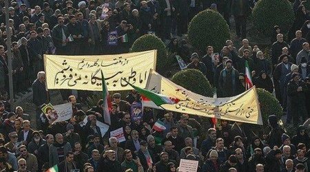 Baharistanda 100 nəfər həbs edildi, İsfahanda məktəblər bağlandı