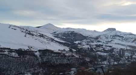 Qərb bölgəsinin dağlıq ərazilərinə qar yağır - VİDEO