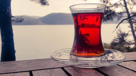 Yeməkdən dərhal sonra çay içirsinizsə, bir daha düşünün