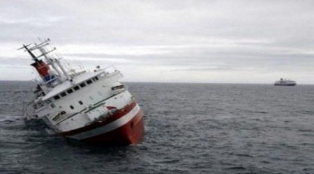 İranın yük gəmisi Xəzər dənizində qəzaya uğradı &ndash; 14 nəfər&hellip;