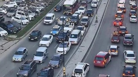 Paytaxtın bəzi yerlərində TIXAC VAR - FOTO