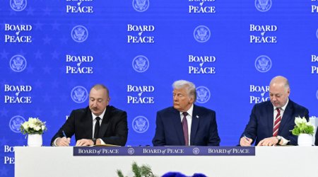 İlham Əliyev Azərbaycanın Sülh Şurasına təsisçi üzv kimi qoşulması ilə bağlı sənədi İMZALADI &ndash; VİDEO