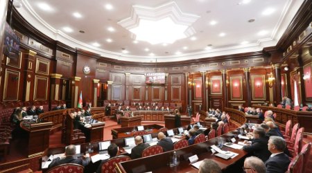 Ali Məhkəməyə daxil olan mülki işlərin sayında AZALMA OLUB - FOTO