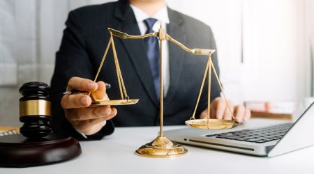 Saxta CƏRRAHLARIN ardınca saxta HÜQUQŞÜNASLAR - Özümüzü onlardan necə qorumalıyıq?