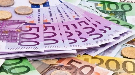 Avro və rubl ucuzlaşdı, dollar isə - YENİ MƏZƏNNƏ