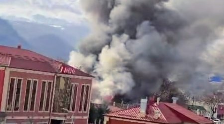 Qusarda böyük OBYEKT yandı: Hostel, kafe, avtoyuma...