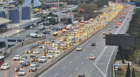 Paytaxtın 10 küçə və prospektində SIXLIQ VAR