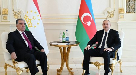 Tacikistan Prezidenti İlham Əliyevi TƏBRİK ETDİ