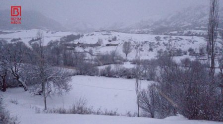 Şimal bölgəsinin avtomobil yolları buz bağlayıb &ndash; FOTO