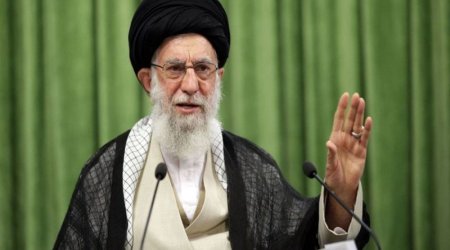 Xamenei 2 mindən çox məhkumun cəzasını bağışladı