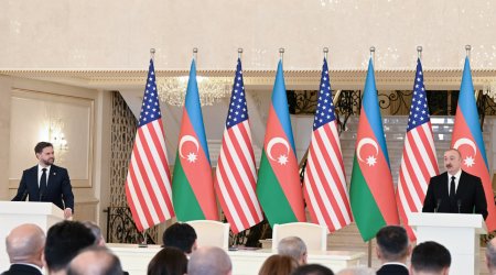 İlham Əliyevlə Cey Di Vens mətbuata bəyanatlarla ÇIXIŞ ETDİLƏR - FOTO/VİDEO