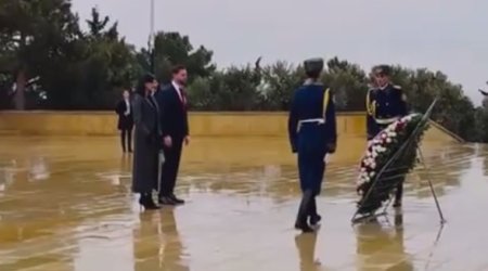 ABŞ Vitse-prezidenti Şəhidlər xiyabanını ziyarət etdi &ndash; VİDEO