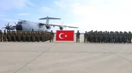 Almaniyada türk hərbi konvoyunu görənlər təəccübləndi -FOTO/VİDEO