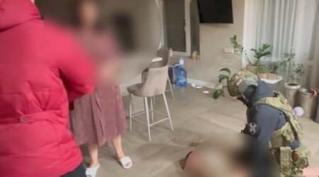 Rusiyada &ldquo;çirkli pulları yuyan&rdquo; bankirlər TUTULDU &ndash; ANBAAN VİDEO