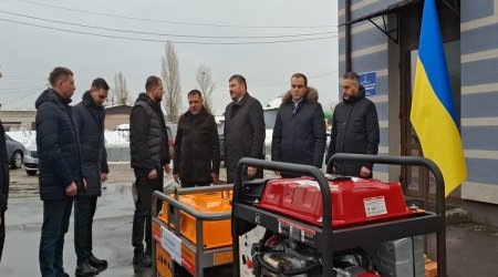 Azərbaycandan Ukraynaya generatorlar göndərildi &ndash; FOTO