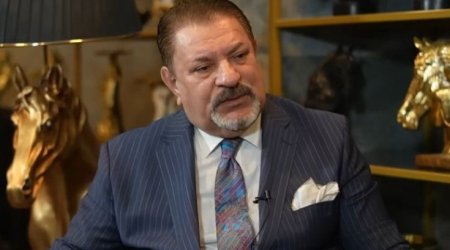 Ağadadaş Ağayev sənət adamlarına SƏSLƏNDİ