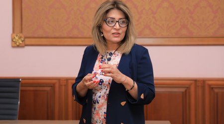 Tanınmış aparıcı karyerasını bitirdi &ndash; FOTO