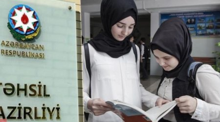 Şagirdlərin məktəbə hicabla gəlməsi təhsillə ziddiyyət yaradır &ndash; Açıqlama