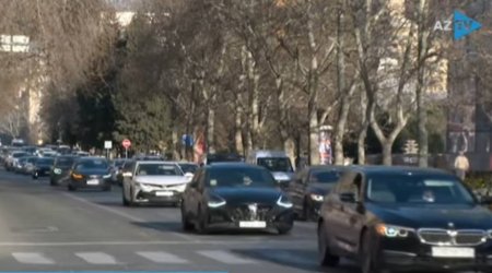 Bakının mərkəzi küçəsində sürücüləri çaşdıran zolaq - VİDEO