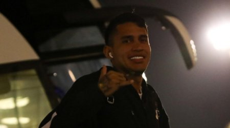 &ldquo;Qarabağ&rdquo; İngiltərəyə yola düşdü - FOTO