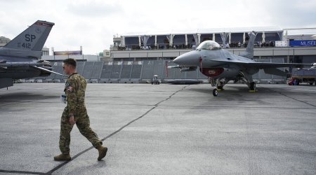 ABŞ İran ətrafında hərbi qruplaşmanı ARTIRIR &ndash; Hücum reallaşacaqmı?