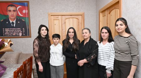 Leyla Əliyeva Vətən Müharibəsi Qəhrəmanı Şahin Allahyarovun ailəsini ziyarət etdi &ndash; FOTO