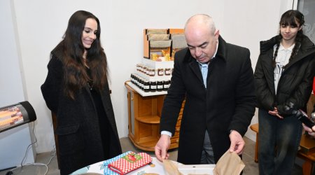 Leyla Əliyeva Qubada arıçı ailəsini ziyarət etdi - FOTO