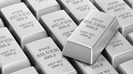 Gümüşün qiyməti 90 dolları keçdi