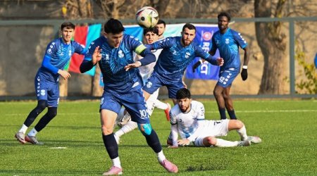 Birinci Liqa: Lider rəqibini darmadağın etdi