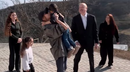 &ldquo;Mən sizi televizorda görəndə çox sevinirəm&rdquo; &ndash; VİDEO