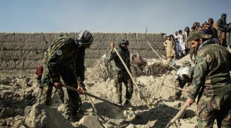 Pakistan və Əfqanıstan arasında DÖYÜŞLƏR BAŞLADI &ndash; Yüzlərlə ölən və yaralanan var &ndash; VİDEO