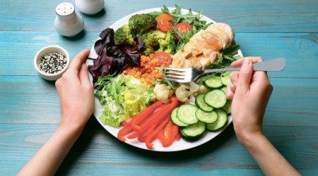 Fasiləli aclıq arıqlatmır - İDDİA