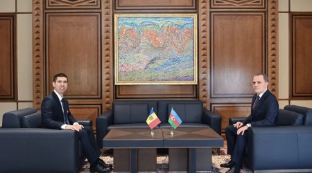 Azərbaycan və Moldova XİN başçıları arasında təkbətək görüş keçirilir - FOTO