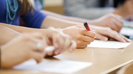 Universitet və kolleclərə sənəd qəbulu BAŞA ÇATDI
