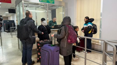 Meksikanın 7 diplomatı ailə üzvləri ilə İrandan Azərbaycana gəldi -FOTO