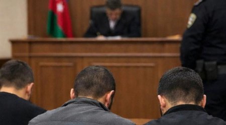 Qaçırdığı qızı zorla videoya çəkdi - Dostları ilə birgə tutuldu