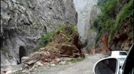 Quba-Xınalıq yolunda FACİƏ &ndash; 27 yaşlı gənc həyatını itirdi