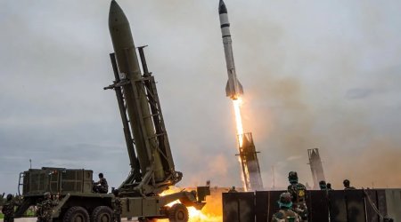 İran Təl-Əvivi yeni ballistik raketlərlə VURDU